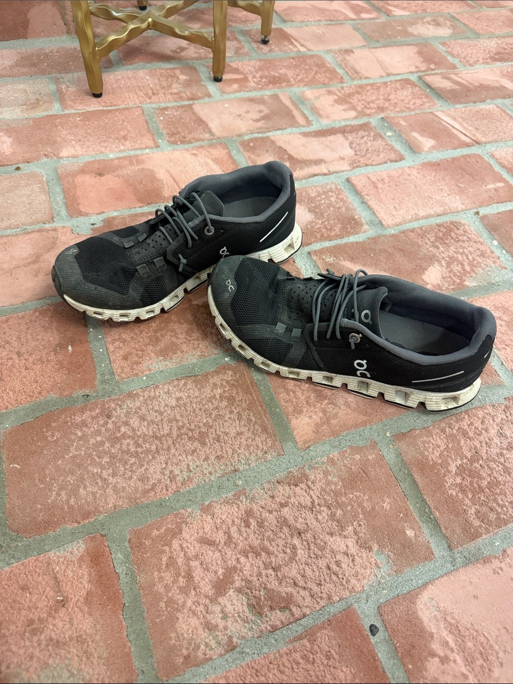 On Running Woman’s Cloud Running Shoes in Black - Picture 3 of 3